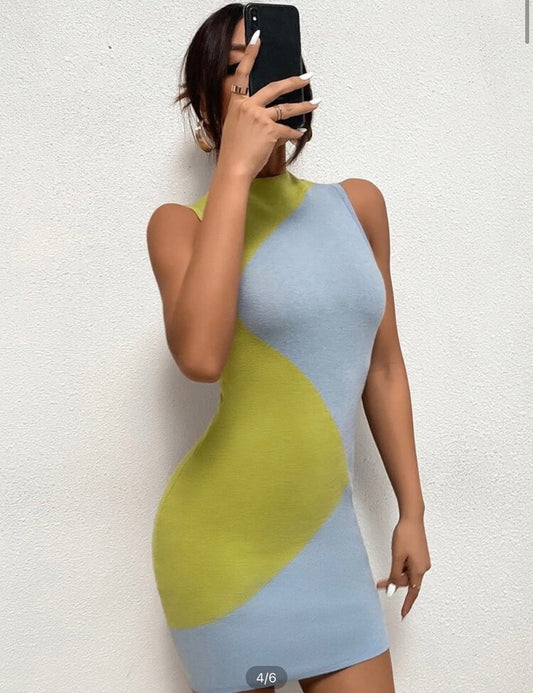 Swirl sweater Mini dress in blue and green